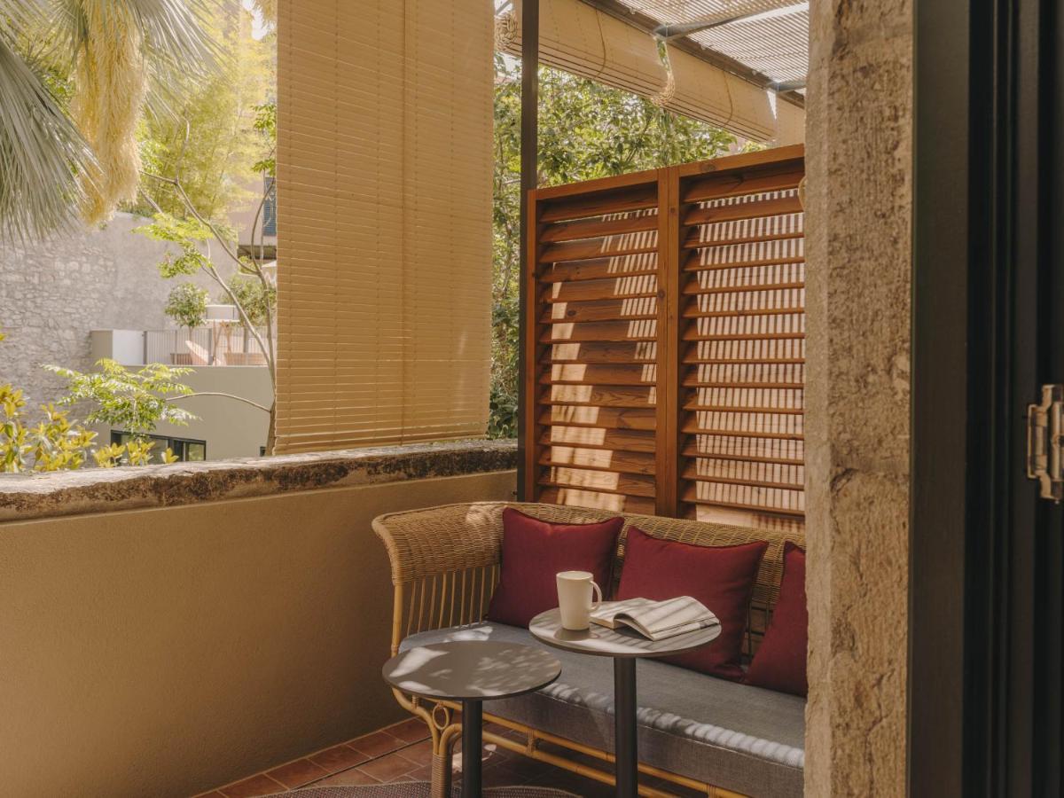 Palau Fugit Hotel